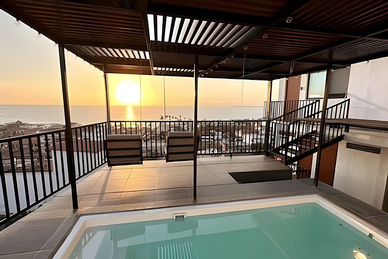 Monyxbnb 4 bedroom -6 beds - 2 bath, Oceanview.