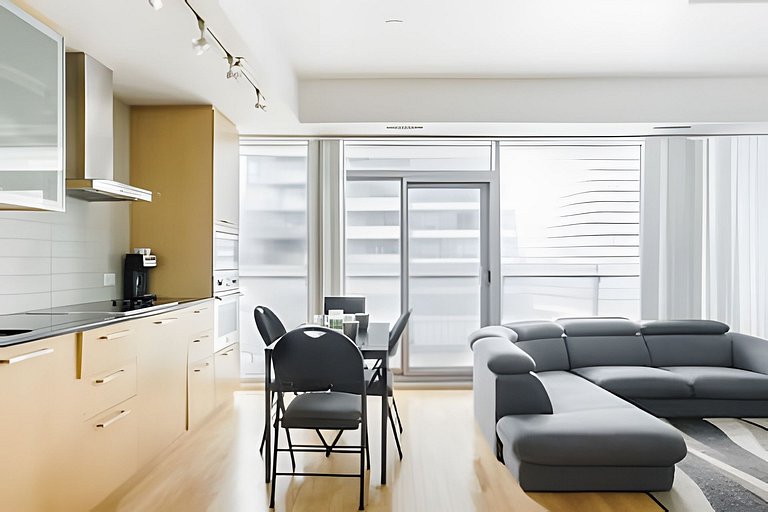 Waterfront High Rise 1bdr Condo Downtown