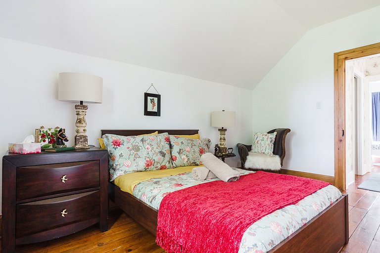 Farmhouse in toronto