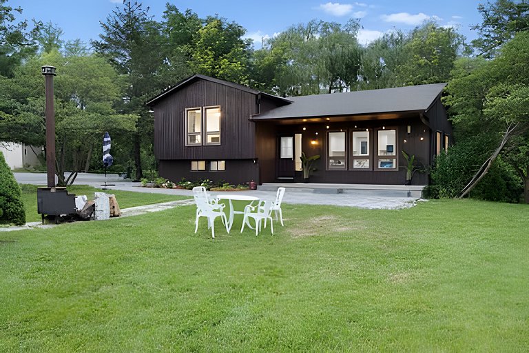 Doran Farm 2-Full houses, 20 guest, Wedding Venue!