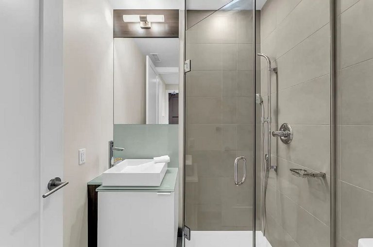 Luxury two-bedroom, two-bathroom on Front Street