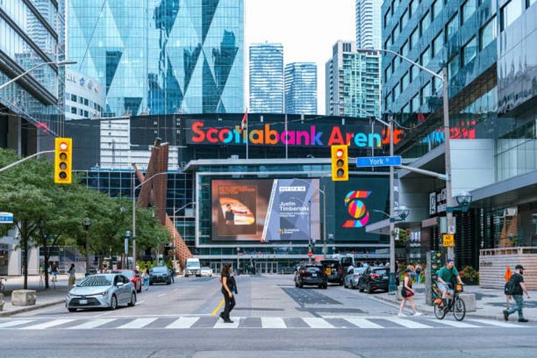 Toronto FIFA 2026: 1BDR by Rogers Centre + Parking
