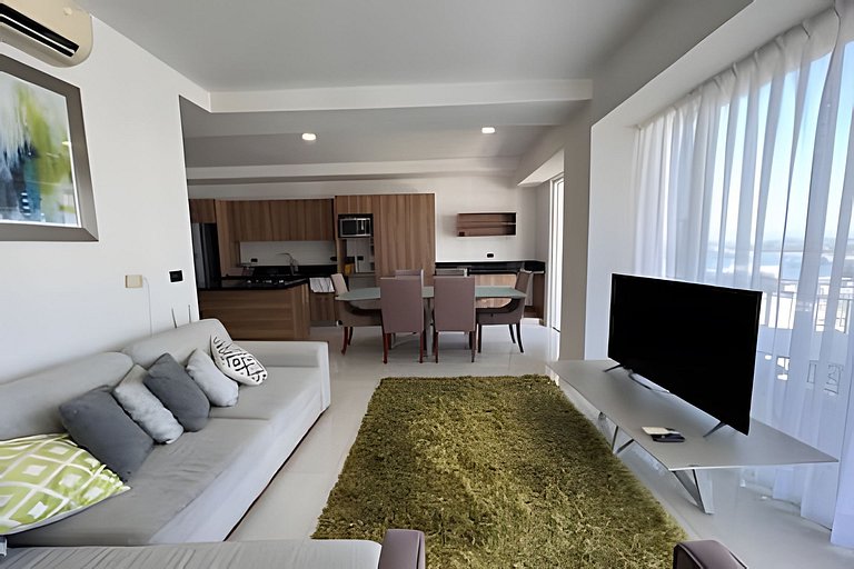 Zoho Skies 3 BDR, 2 Bath, with Parking