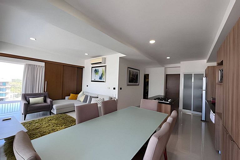 Zoho Skies 3 BDR, 2 Bath, with Parking