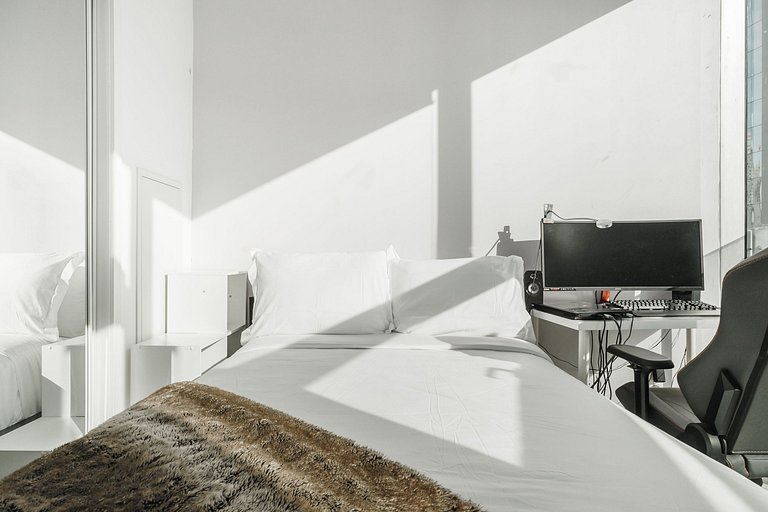 Cozy 1-bedroom+Den, 2-bathroom near Union Station