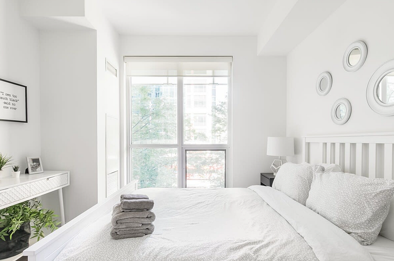 Elegant 1BR Condo across from Rogers Centre
