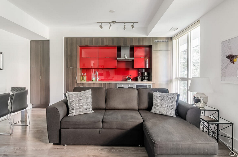 Elegant 1BR Condo across from Rogers Centre
