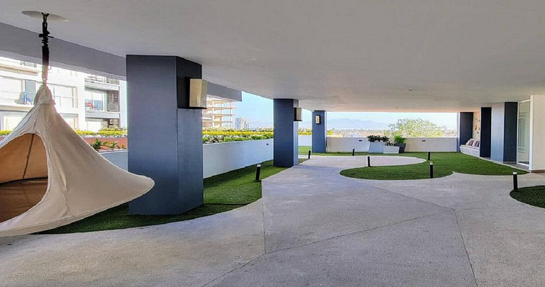 Zoho Skies 3 BDR, 2 Bath, with Parking