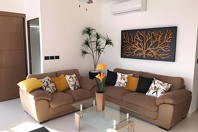 Zoho Skies 2 BDR, 2 Bath, with Parking