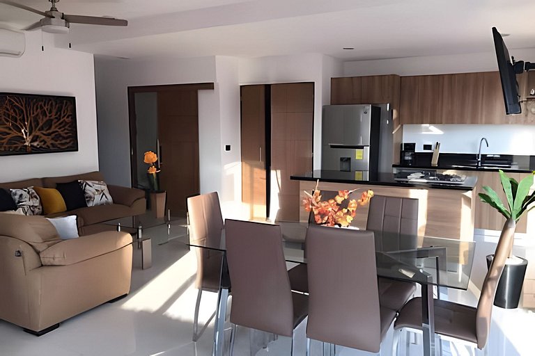 Zoho Skies 3 BDR, 2Bath