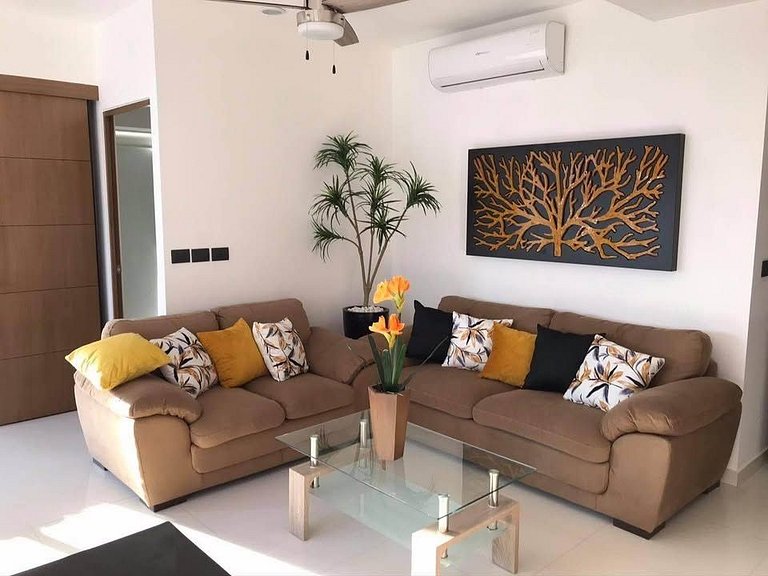Zoho Skies 3 BDR, 2Bath