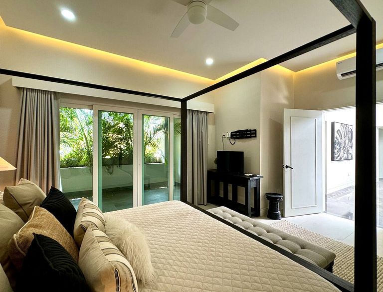 Hermosa Villa en Puerto Iguana