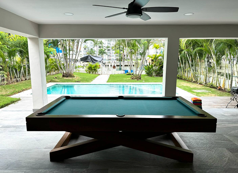 Hermosa Villa en Puerto Iguana