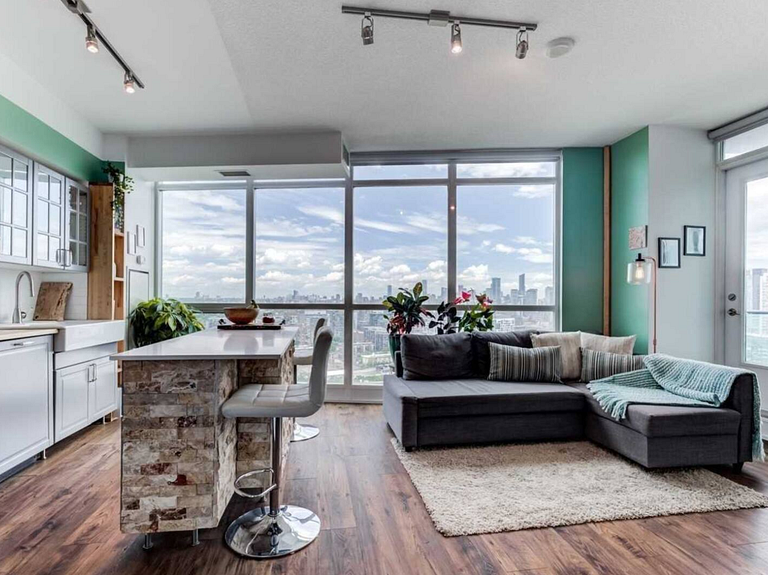 Entire 2BR Condo Downtown + Skyline View + Parking