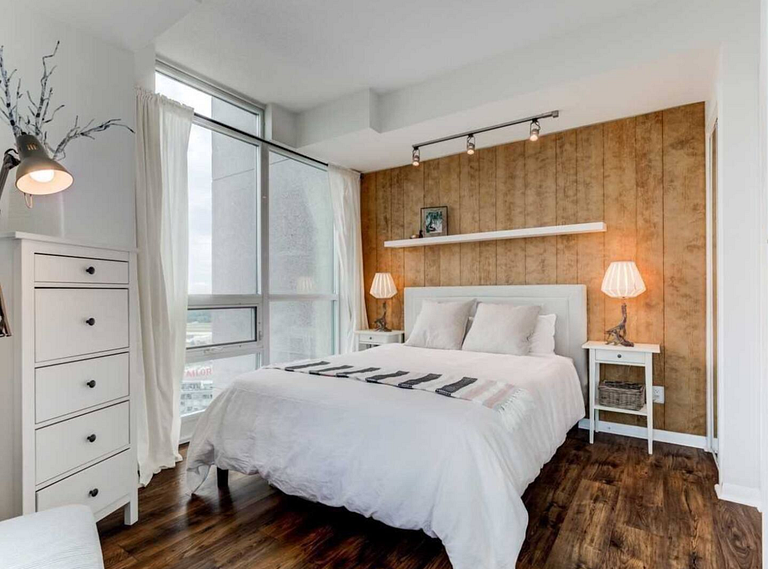 Entire 2BR Condo Downtown + Skyline View + Parking