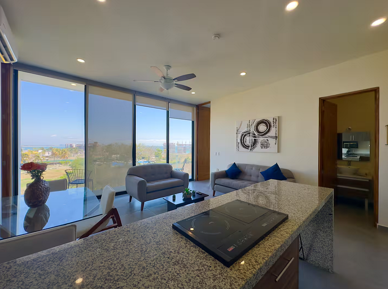 Torre Mittah Ocean Views & Tranquility