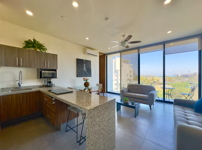 Torre Mittah Ocean Views & Tranquility