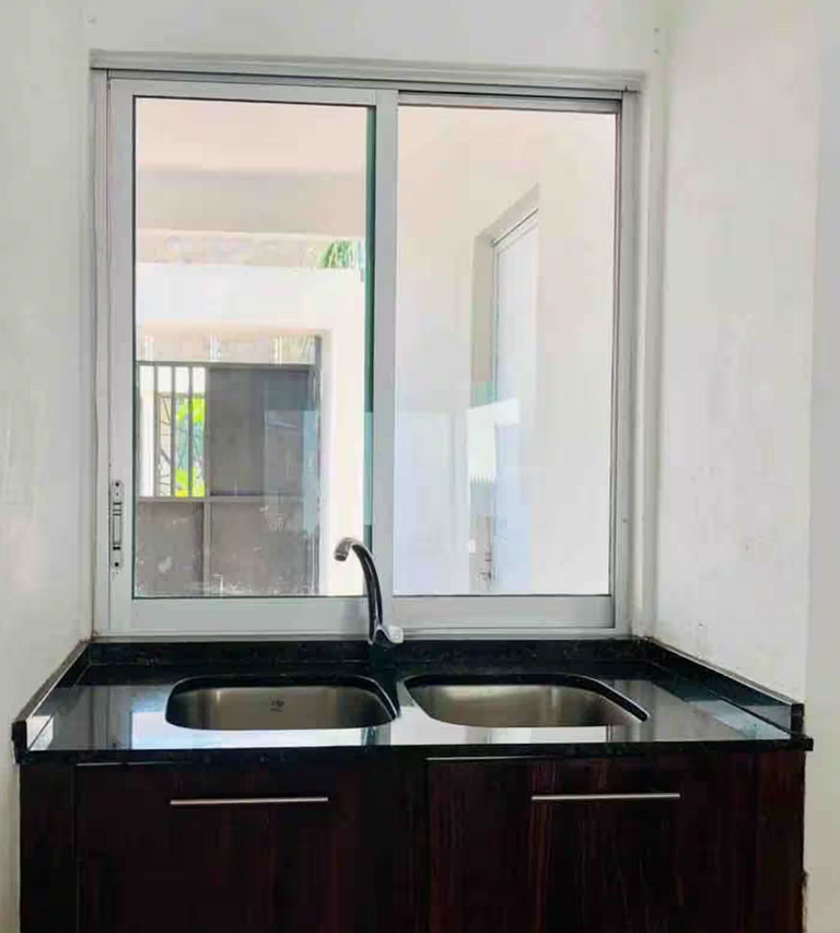 Casa Encanto - 3Bdr, 2.5bath w/Jacuzzi and Parking