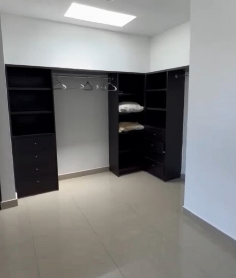 Casa Encanto - 3Bdr, 2.5bath w/Jacuzzi and Parking
