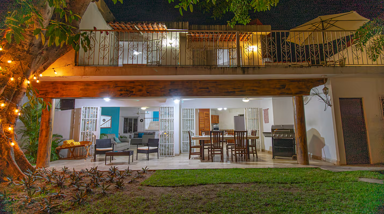 Casa Hannah with Private Pool Parking