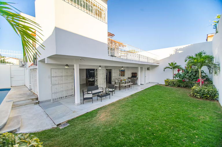 Casa Nicolasa con alberca y asador privados.
