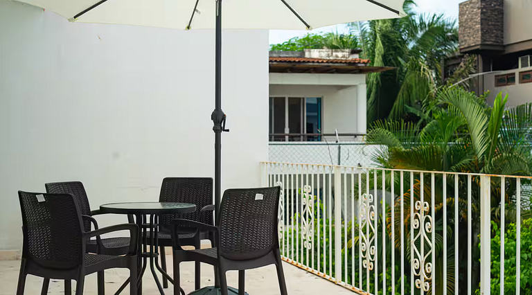 Casa María with Pool and Parking