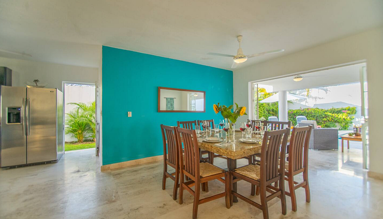 Casa Jocelyne with Pool and Parking