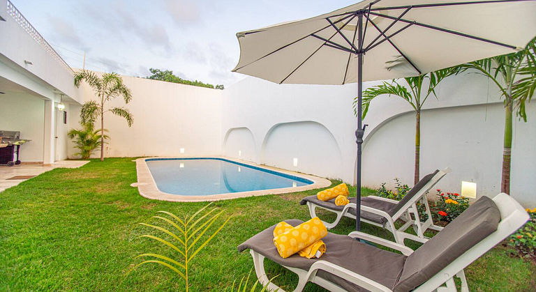 Casa Melanie with Pool and Parking
