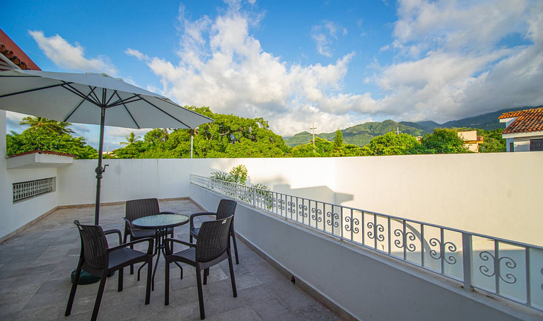 Casa Melanie with Pool and Parking