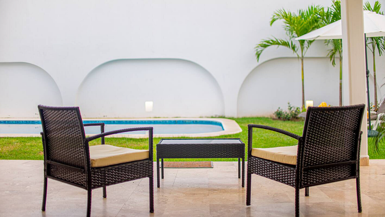 Casa Melanie with Pool and Parking