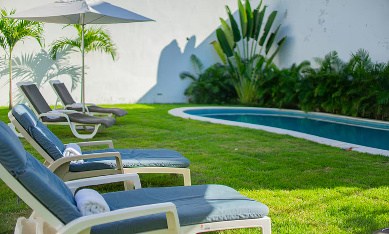 Casa María with Pool and Parking