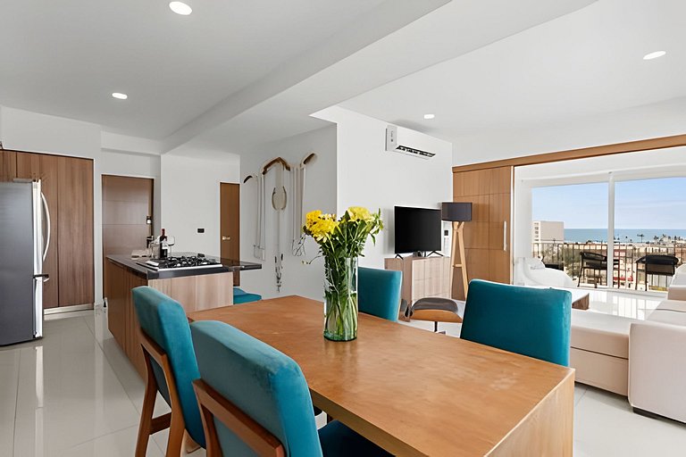 Zoho Skies, 3 bedrooms, 2 bathrooms with a rooftop pool