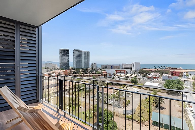 Zoho Skies, 3 bedrooms, 2 bathrooms with a rooftop pool