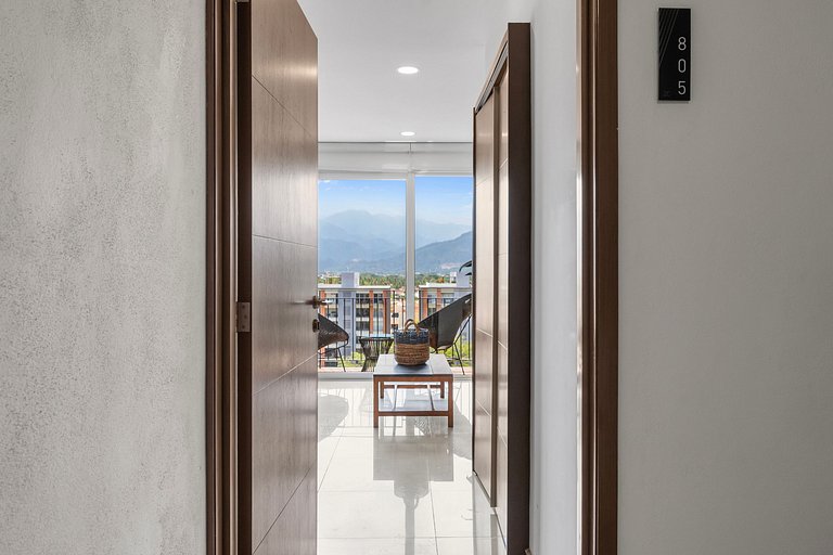 Zoho Skies 2 BDR, 2 Bath, with parking