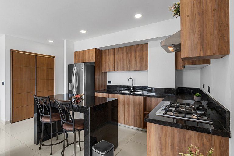 Zoho Skies 1 BDR, 1 Bath, with parking