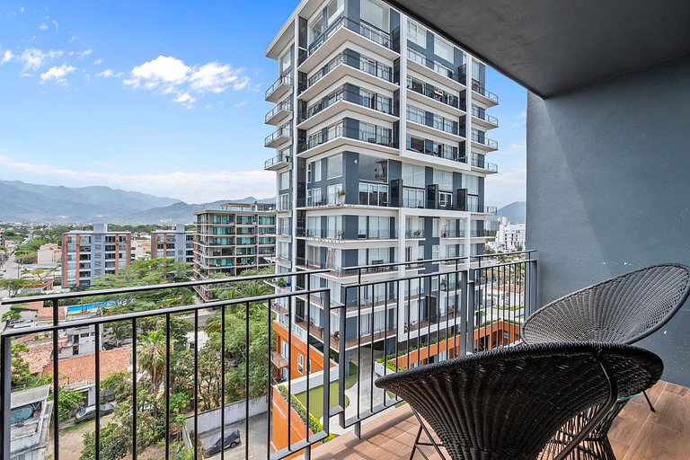 Zoho Skies 1 BDR, 1 Bath, with parking