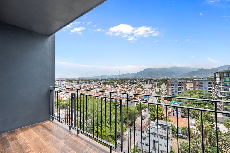 Zoho Skies 1 BDR, 1 Bath, with parking