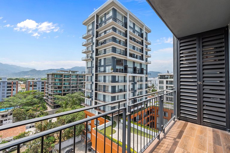 Zoho Skies 2 BDR, 2 Bath, with parking