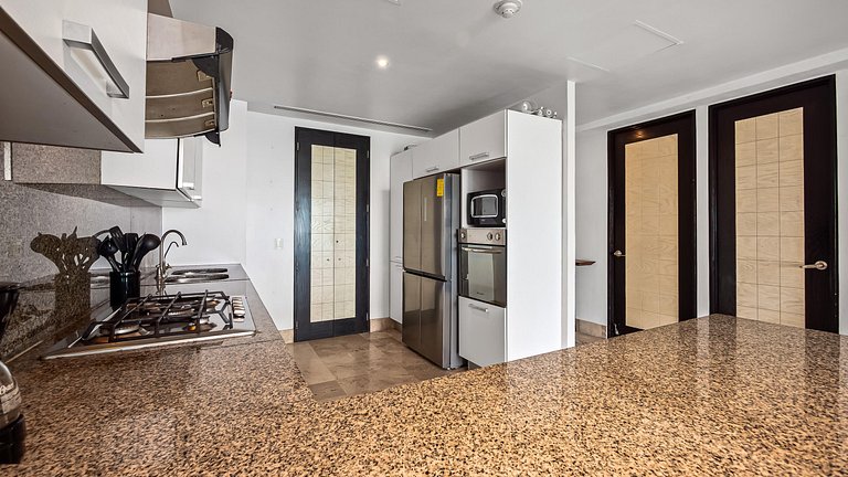 Gema de 8 habitaciones sobre el casino 4 suites