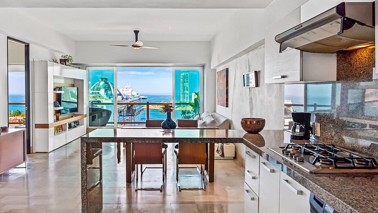 4BR Marina-View Suite Above Casino by the Coast