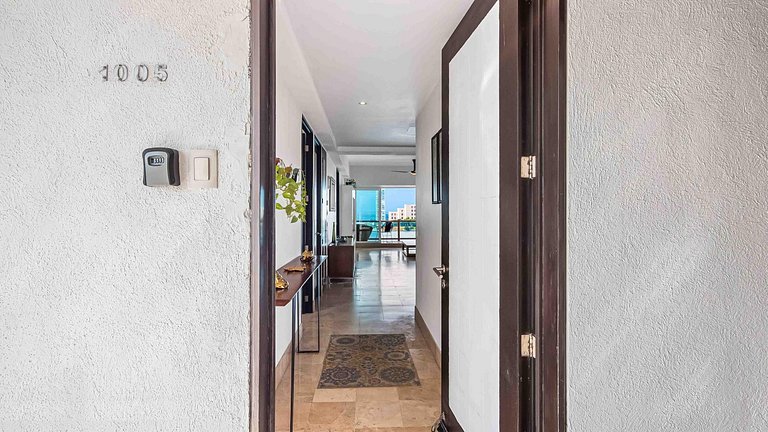 4BR Marina-View Suite Above Casino by the Coast