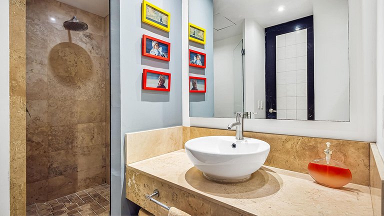 Gema de 10 habitaciones sobre el casino 6 suites