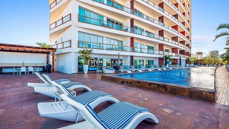 Deck12, Premium de 2 cuartos, acceso a la piscina, estaciona