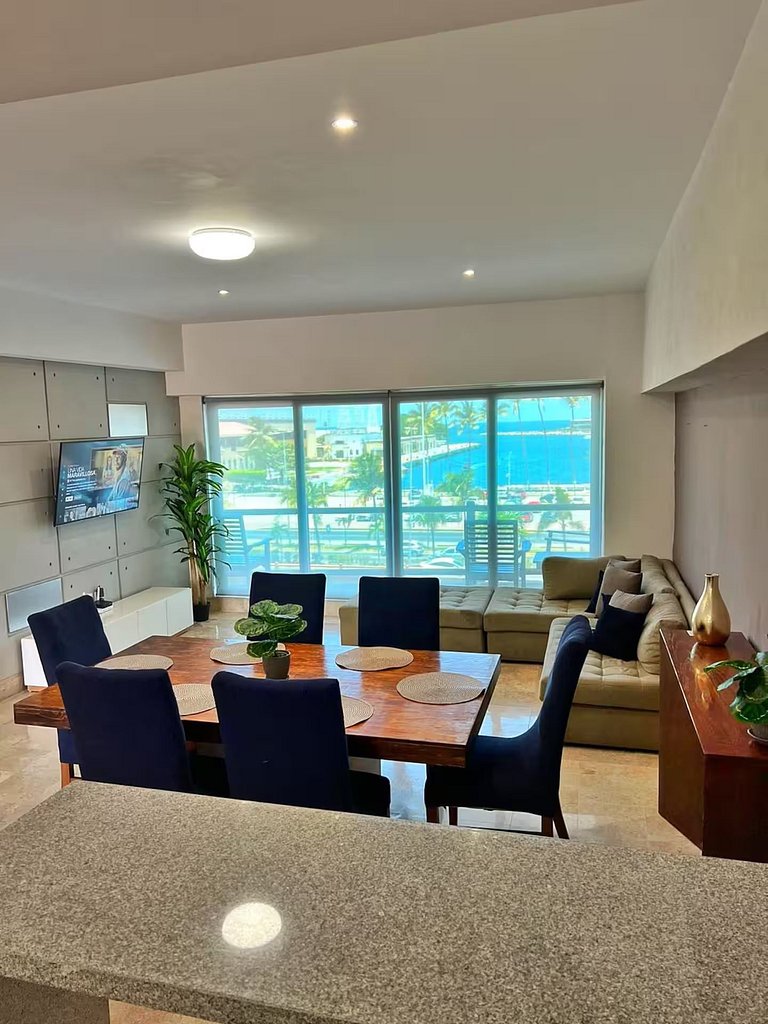 4BR Marina-View Suite Above Casino by the Coast