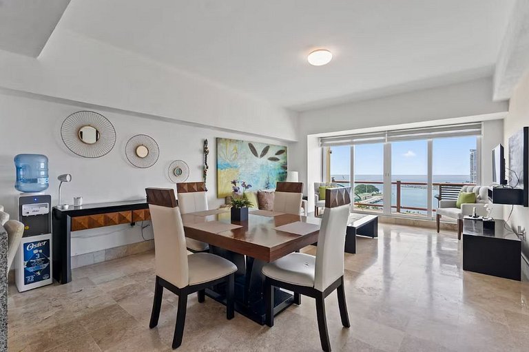 4BR Marina-View Suite Above Casino by the Coast