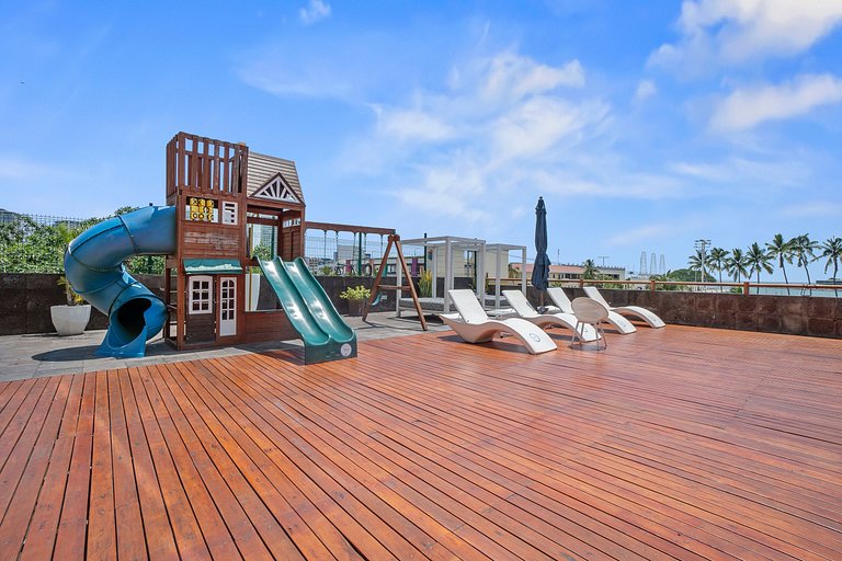 Deck 12 Cruise ocean View Gem with parking