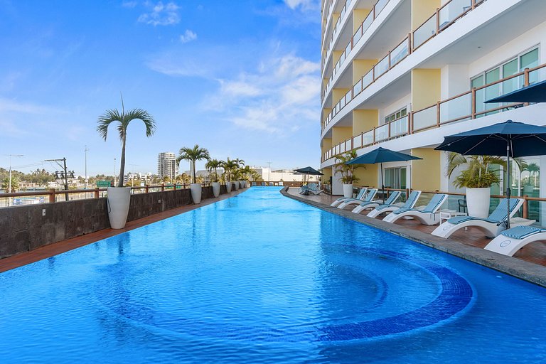 Mágico 2BDR con vista a la piscina y casino