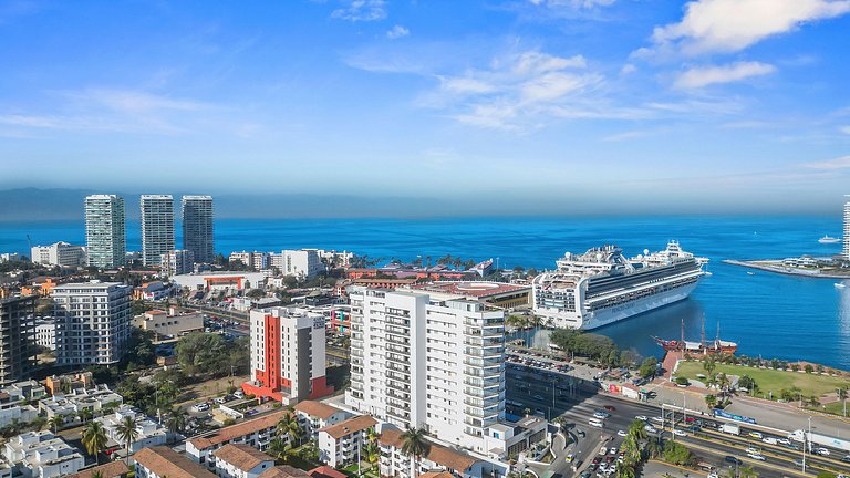 5 habitaciones, 3 suites, vistas al mar y casino