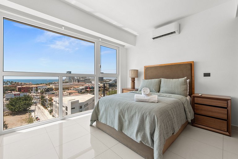 Zoho Skies 2 BDR, 2 Bath, with Parking