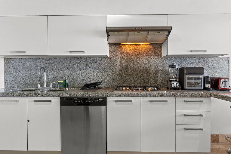 Magic 2BDR with pool view and Casino